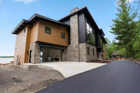 11245 E Steamboat Bay Drive East Gull Lake MN 56401
