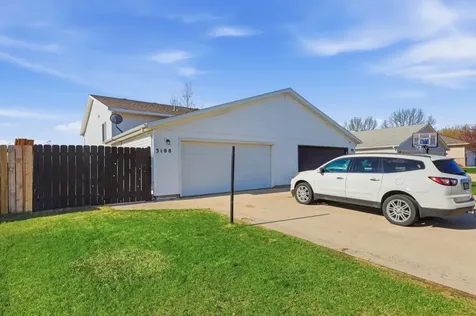 3108 Dakota Park Circle S Fargo ND 58104