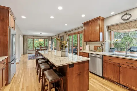 5811 Shannon Drive Edina MN 55439