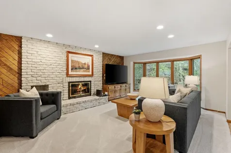 5811 Shannon Drive Edina MN 55439