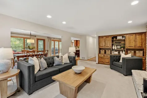 5811 Shannon Drive Edina MN 55439