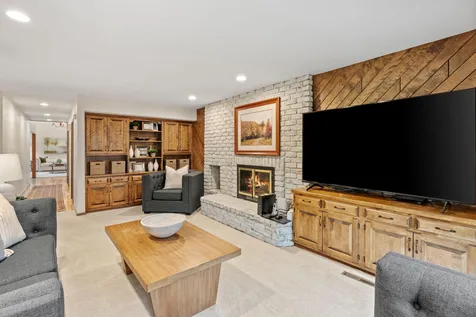 5811 Shannon Drive Edina MN 55439