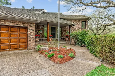 5811 Shannon Drive Edina MN 55439