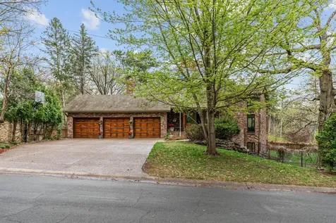 5811 Shannon Drive Edina MN 55439