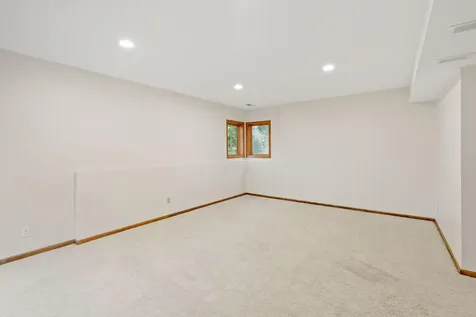 5811 Shannon Drive Edina MN 55439