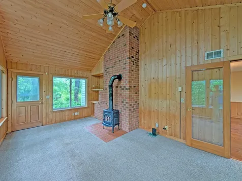 16220 Hayes Avenue Carver MN 55315