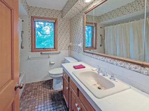 16220 Hayes Avenue Carver MN 55315