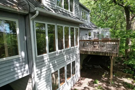 16220 Hayes Avenue Carver MN 55315