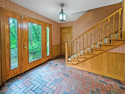 16220 Hayes Avenue Carver MN 55315