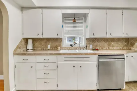 1140 West Avenue Detroit Lakes MN 56501