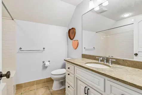 3601 Lerive Way Chaska MN 55318