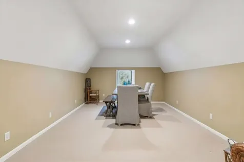 3601 Lerive Way Chaska MN 55318