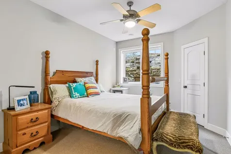 3601 Lerive Way Chaska MN 55318