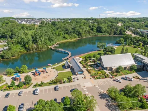 3601 Lerive Way Chaska MN 55318