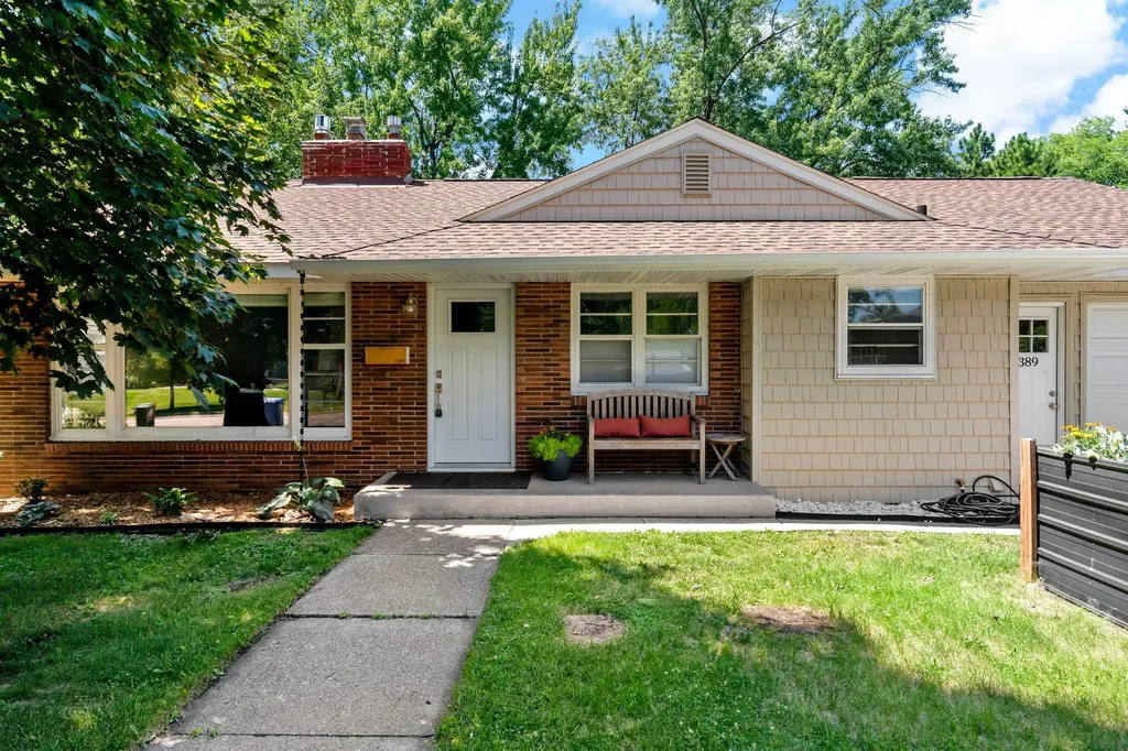 1389 Prior Avenue S Saint Paul MN 55116