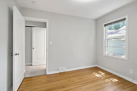1389 Prior Avenue S Saint Paul MN 55116