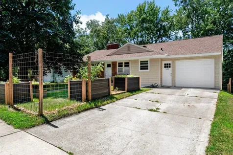 1389 Prior Avenue S Saint Paul MN 55116
