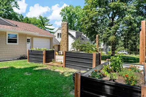 1389 Prior Avenue S Saint Paul MN 55116