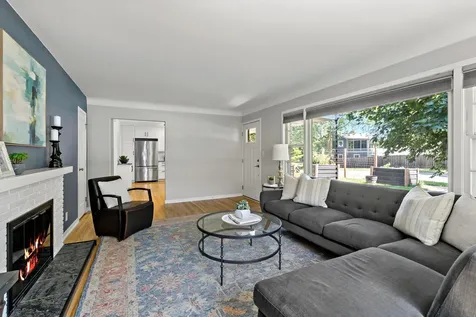 1389 Prior Avenue S Saint Paul MN 55116