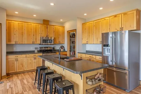 S3565 Rooster Ridge Lane Fountain City WI 54629