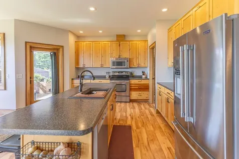 S3565 Rooster Ridge Lane Fountain City WI 54629