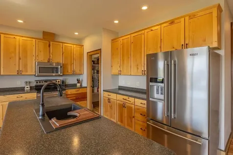 S3565 Rooster Ridge Lane Fountain City WI 54629