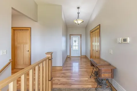 S3565 Rooster Ridge Lane Fountain City WI 54629