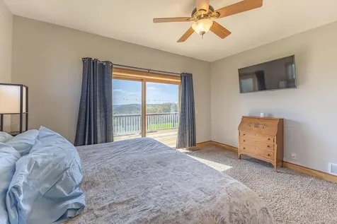 S3565 Rooster Ridge Lane Fountain City WI 54629