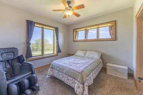 S3565 Rooster Ridge Lane Fountain City WI 54629