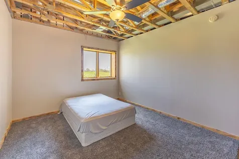 S3565 Rooster Ridge Lane Fountain City WI 54629