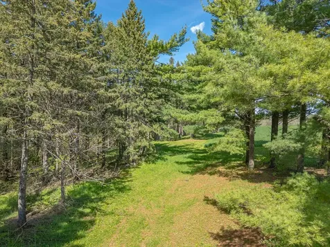 S3565 Rooster Ridge Lane Fountain City WI 54629