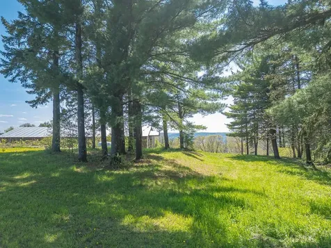 S3565 Rooster Ridge Lane Fountain City WI 54629