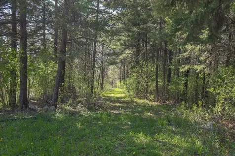 S3565 Rooster Ridge Lane Fountain City WI 54629
