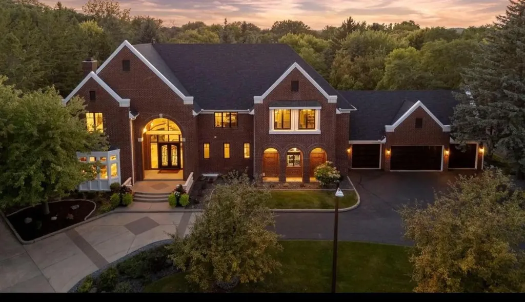 3554 Fairway Court Minnetonka MN 55305