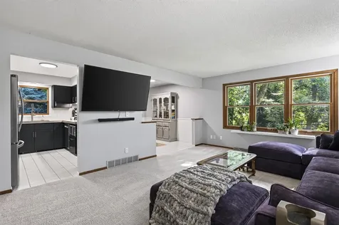 1310 Woods Circle Buffalo MN 55313