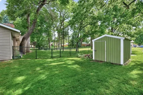 1310 Woods Circle Buffalo MN 55313