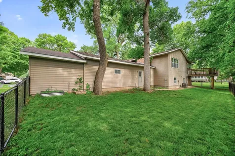 1310 Woods Circle Buffalo MN 55313