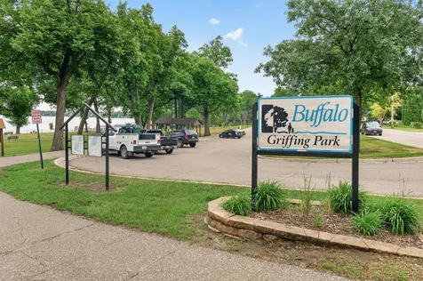 1310 Woods Circle Buffalo MN 55313