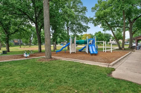 1310 Woods Circle Buffalo MN 55313