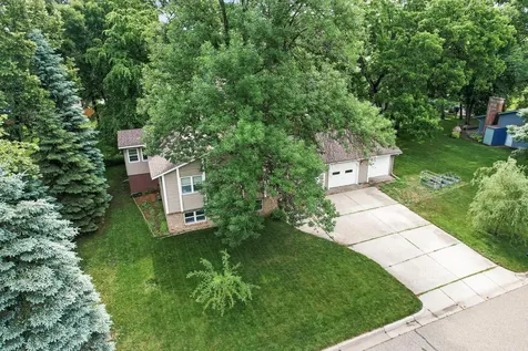 1310 Woods Circle Buffalo MN 55313