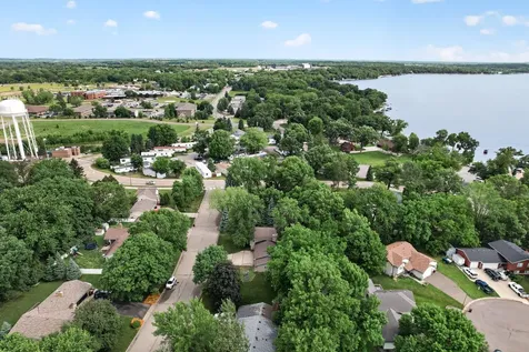 1310 Woods Circle Buffalo MN 55313