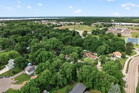 1310 Woods Circle Buffalo MN 55313