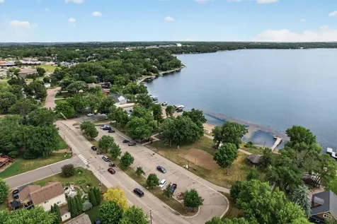 1310 Woods Circle Buffalo MN 55313