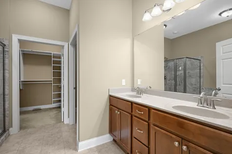 16634 Diamonte Court Lakeville MN 55044
