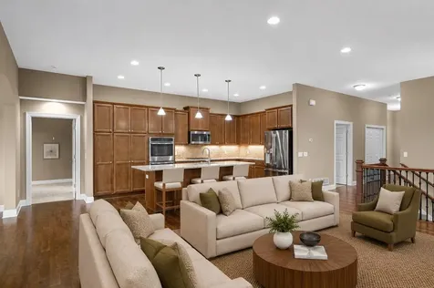16634 Diamonte Court Lakeville MN 55044