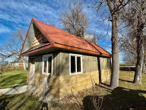 305 Oak Street Hastings ND 58049
