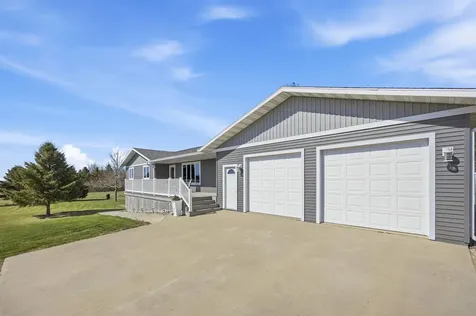 5083 104th Avenue SE Litchville ND 58461