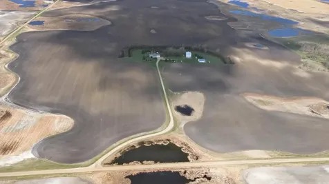 5083 104th Avenue SE Litchville ND 58461