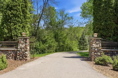 270 North Shore Drive W Orono MN 55364