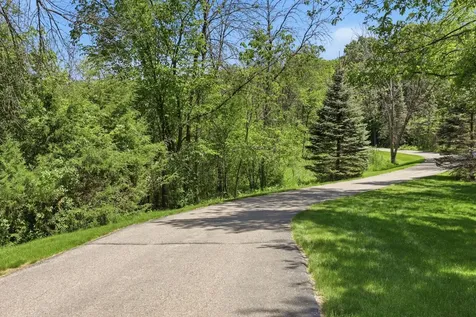 270 North Shore Drive W Orono MN 55364